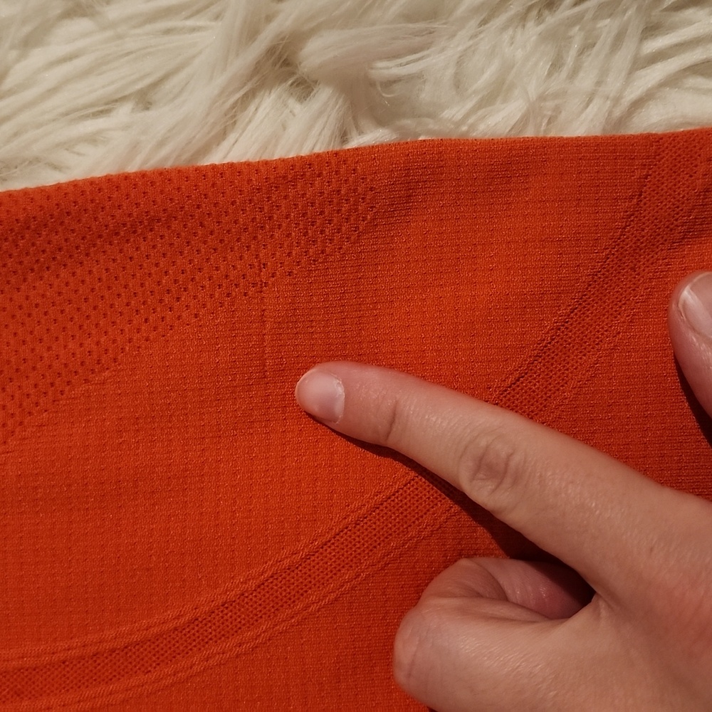 Lululemon Swiftly Tech Long Sleeve Crew - Picture 10 of 10